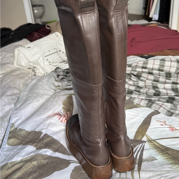 Over the knee boots. Brand Bally. New with box, without tags. - Picture 2 of 9